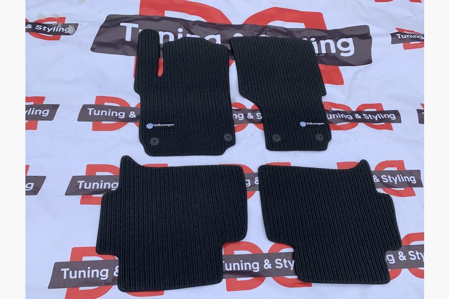 Volkswagen Amarok 2010-2022 Textile Floor Mats (Corona) Image