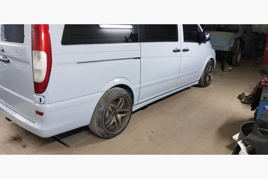 Mercedes Vito W639 2004-2014 Side Skirts Exclusive (2 pcs, primed) Image