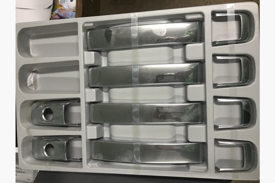 SsangYong Kyron 2005-2014 CLEARANCE! Chrome door handle covers incomplete set (see photo) Image
