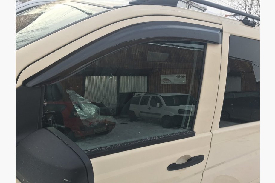 Mercedes Viano 2004-2014 Window Deflectors (2 pcs, DDU) Image
