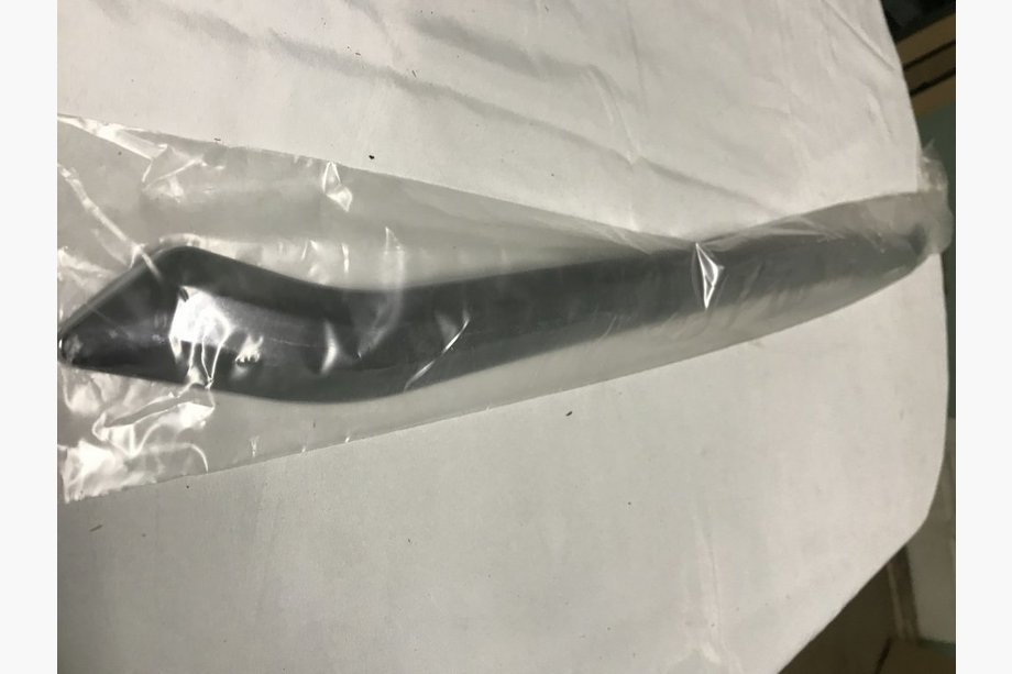 Hyundai IX-35 2010-2015 Hood edge trim strip (ABS) Image