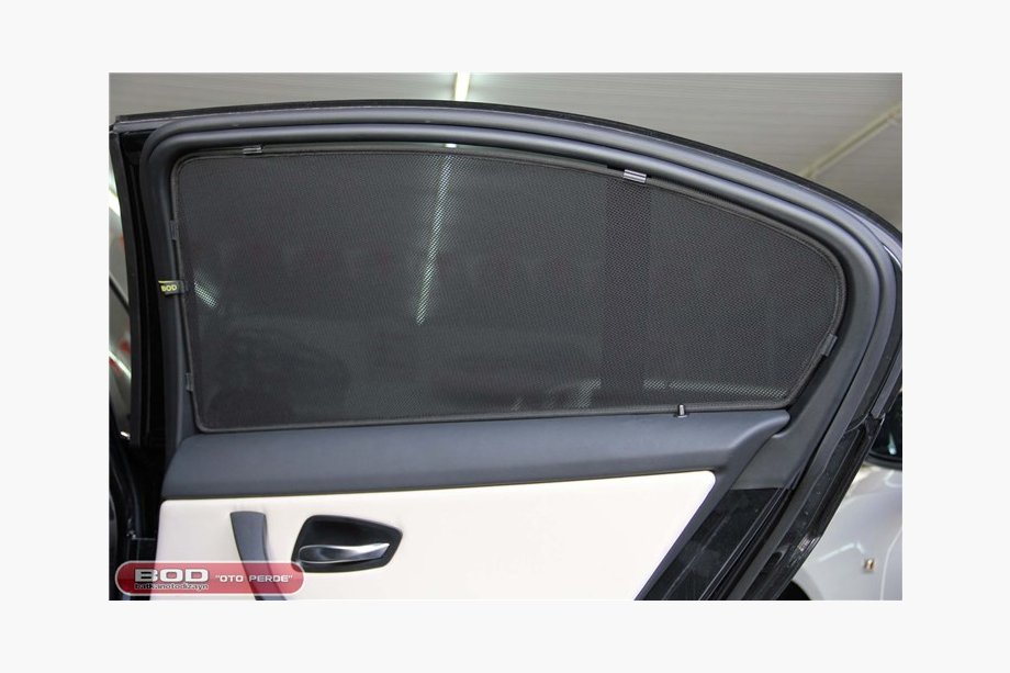BMW 3 Series E90/E91 2005-2011 Sunshade Curtains (3 pcs, insert type) Image