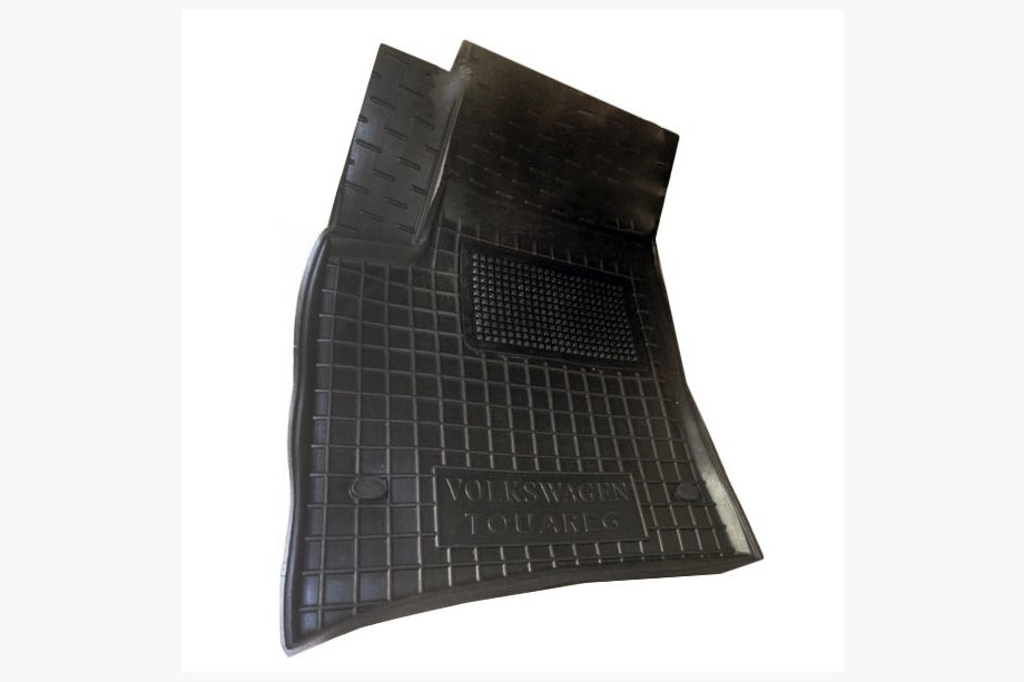 Volkswagen Touareg 2002–2010 Rubber floor mats with edge (Autogumm) Image