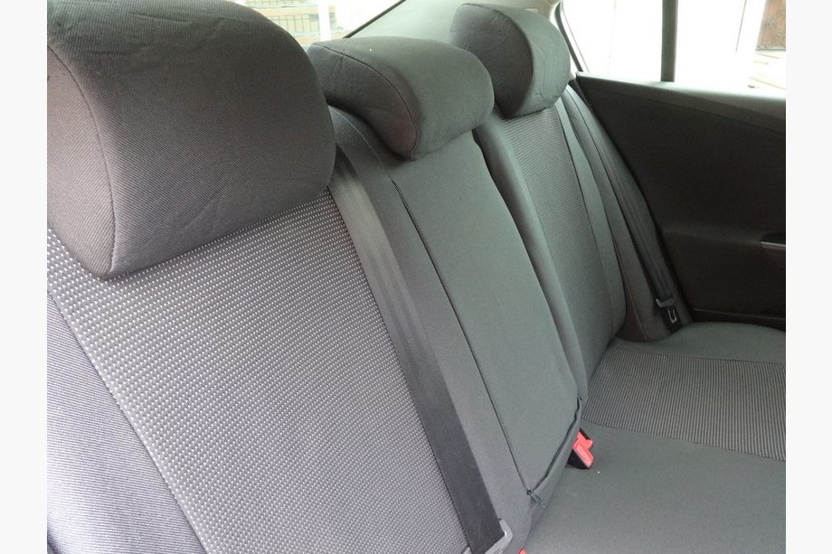 Volkswagen Passat B6 2006-2012 Car Seat Covers (Fabric, Classik) Image