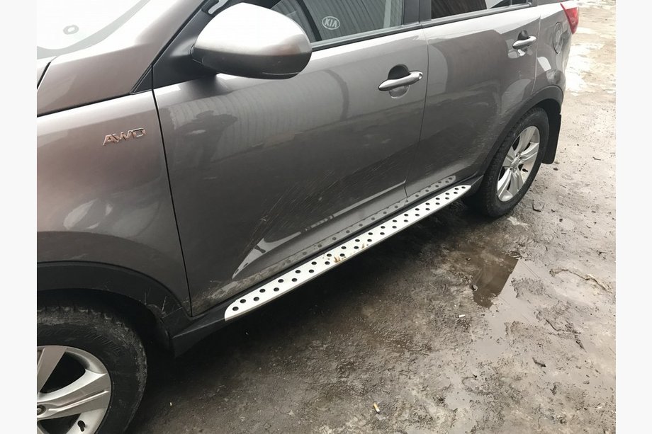 Kia Sportage 2010-2015 Side Steps Niken BMW-Style (without brackets) Image