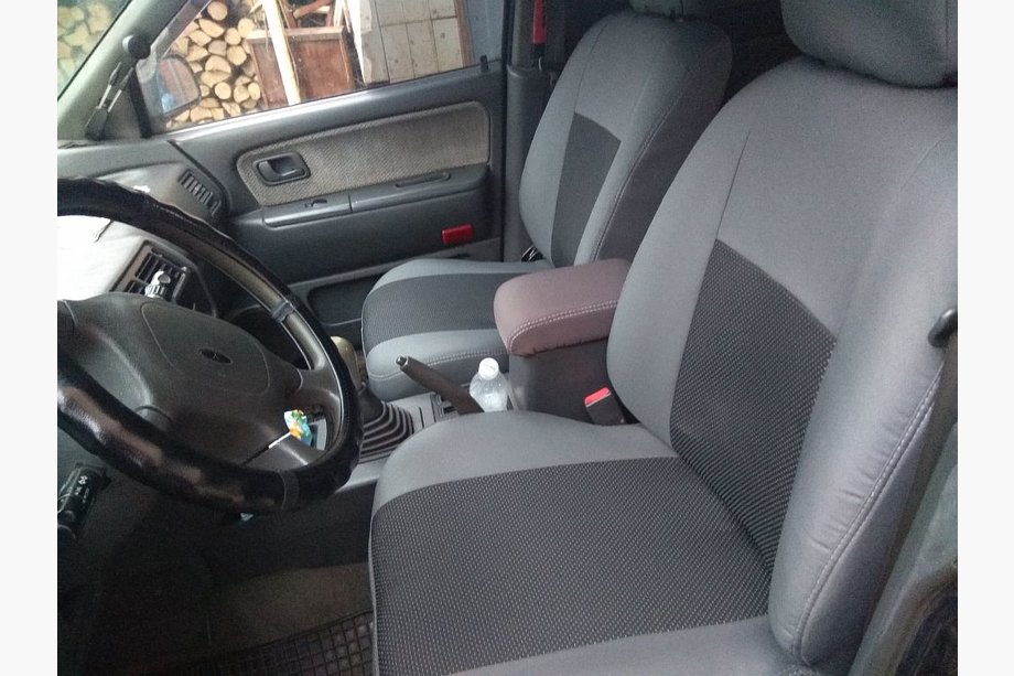 Mitsubishi Space Wagon 1998-2004 Car Seat Covers (Fabric, Classik) Image