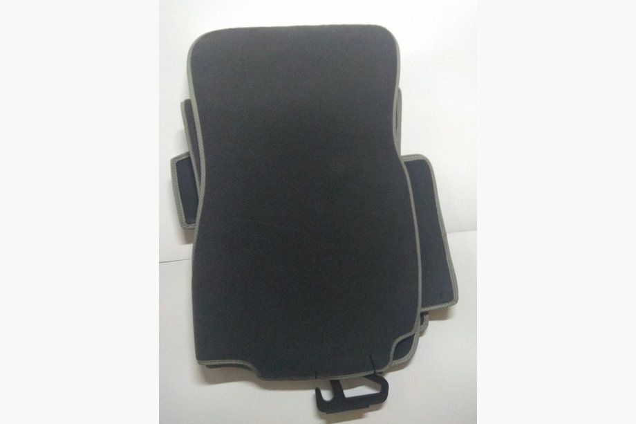 Hyundai Sonata YF 2010-2014 Textile Car Floor Mats (Saek) Photo 4