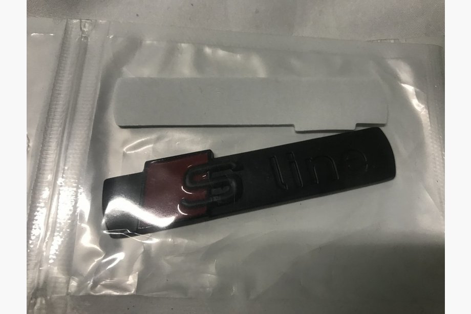 Audi Q7 2005-2015 S-Line Badge Black Image
