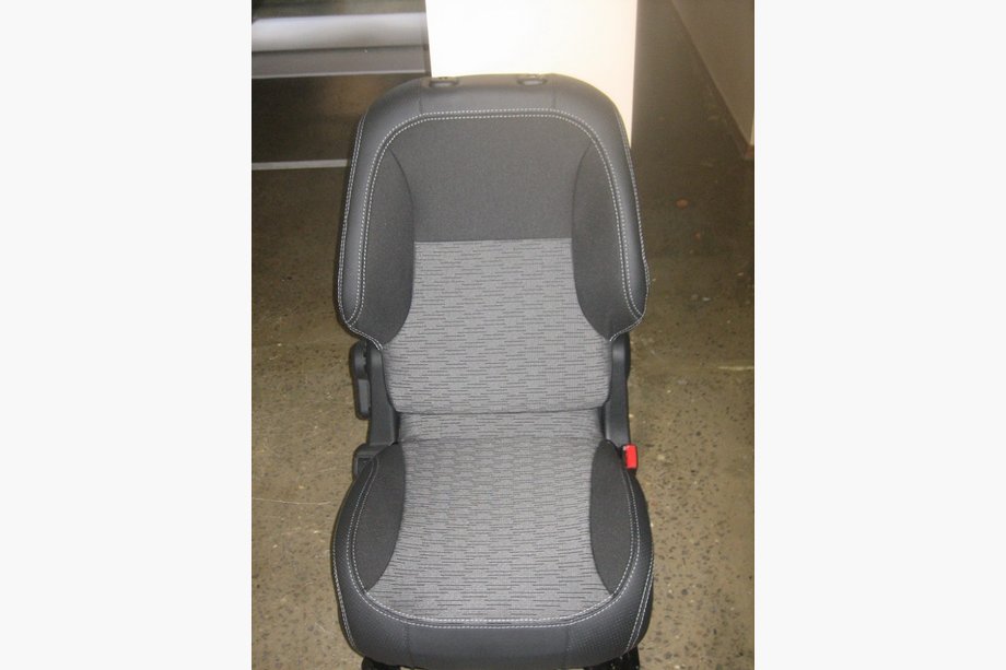 Citroen Berlingo 1996-2008 Car Seat Covers SoyuzAuto Premium Image