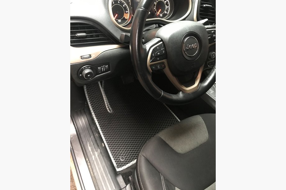 Jeep Cherokee KL 2013- EVA Floor Mats (black) Image