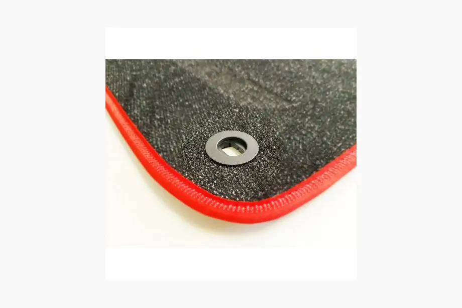 Skoda Oval Carpet Clip Image