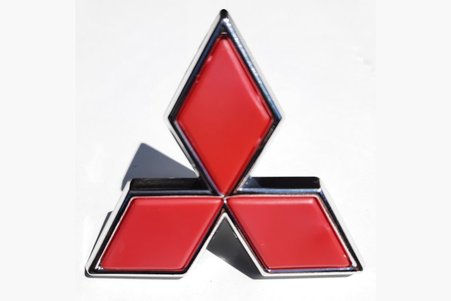 Mitsubishi Colt 1992-1996 Red Emblem (47mm width, 43mm height) Image