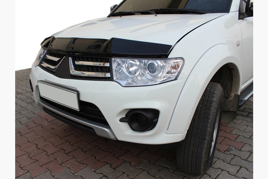 Mitsubishi L200 2006-2015 Hood Deflector (EuroCap) Image