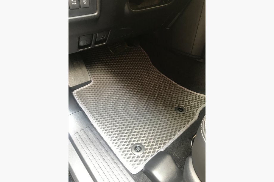 Lexus GX460 2009-2023 EVA Floor Mats (black) 7-Seater, 2010-2013 Image