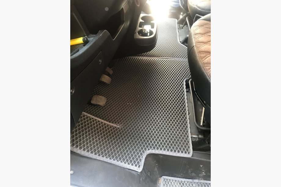 Citroen Jumper 2007-2025 EVA Floor Mats (black) Image