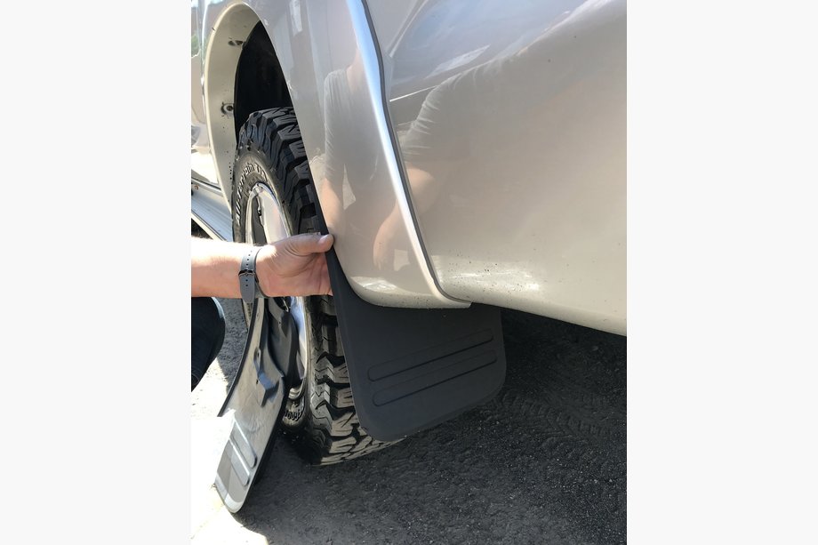 Toyota Hilux 2006-2015 Rear short mud flaps (2 pcs) Image