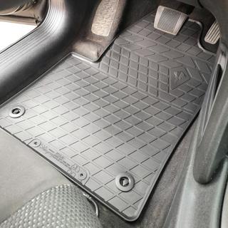 Rubber Floor Mats Stingray (4 pcs, rubber) photo 2