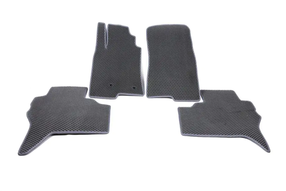 Mitsubishi Pajero Wagon IV 2006-2021 EVA Floor Mats (black) Image