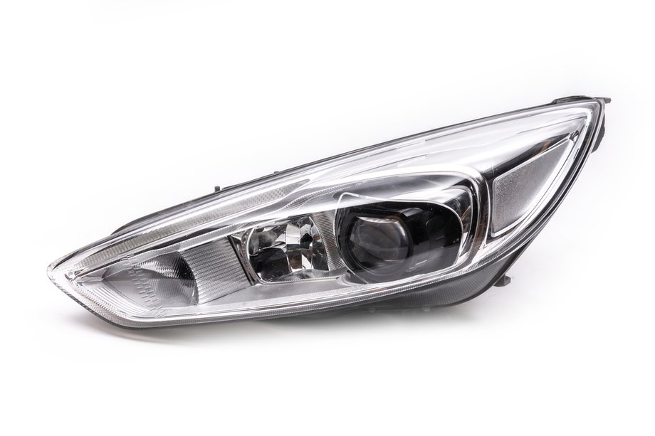 Ford Focus III 2011-2017 BiXenon Headlight (Left, Original, Used) Image