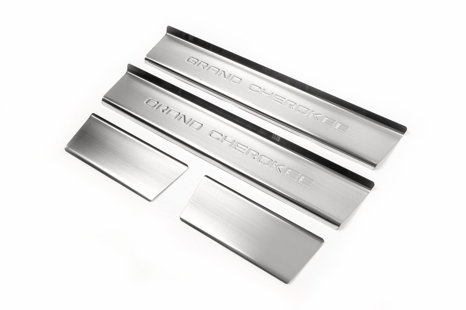 Jeep Grand Cherokee WK2 2010-2021 Door Sill Protectors OmsaLine (4 pcs, Stainless Steel) Photo 1