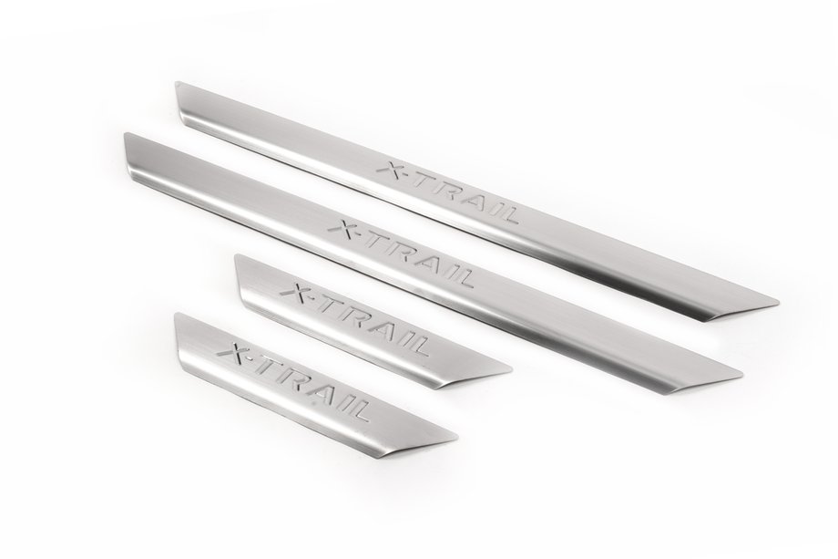 Nissan X-trail T30 2002-2007 Door Sill Protectors OmsaLine (4 pcs, Stainless Steel) Image