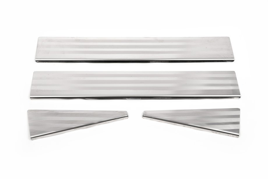 Land Rover Freelander II 2006–2014 Door Sill Protectors OmsaLine (4 pcs, Stainless Steel) Image