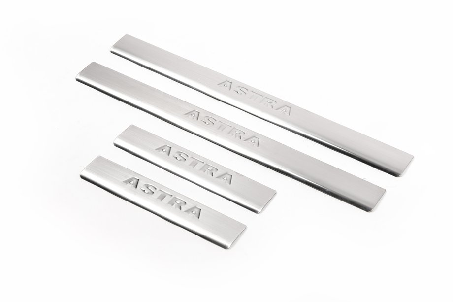 Opel Astra G classic 1998-2012 Omsa Stainless Steel Door Sill Covers Coupe (2 pcs) Image