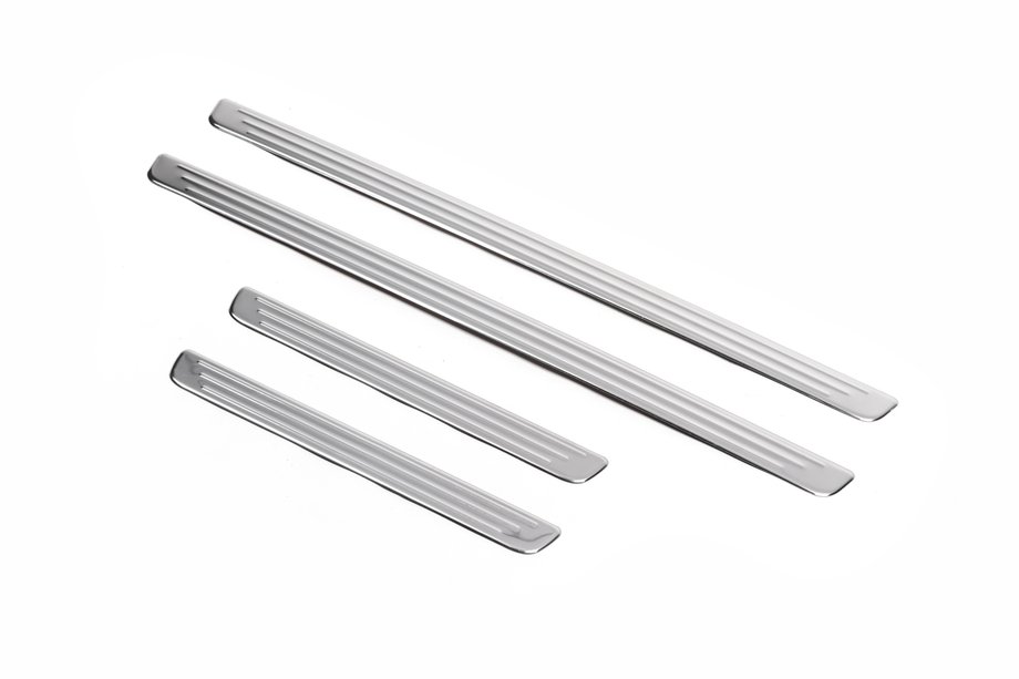 Volkswagen Passat B8 2015-2023 Stainless Steel Door Sill Protectors OmsaLine (4 pcs) Photo 2