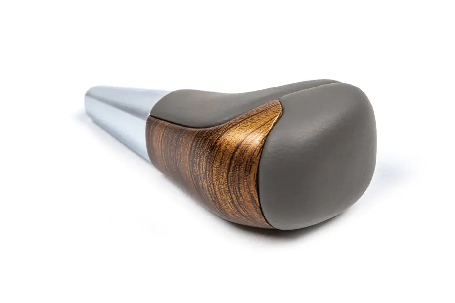 Toyota Land Cruiser 200 2007-2021 Gear Shift Knob (Gray Leather + Light Wood) Image