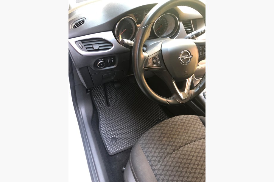 Opel Astra K 2016-2021 EVA Floor Mats (black) Image