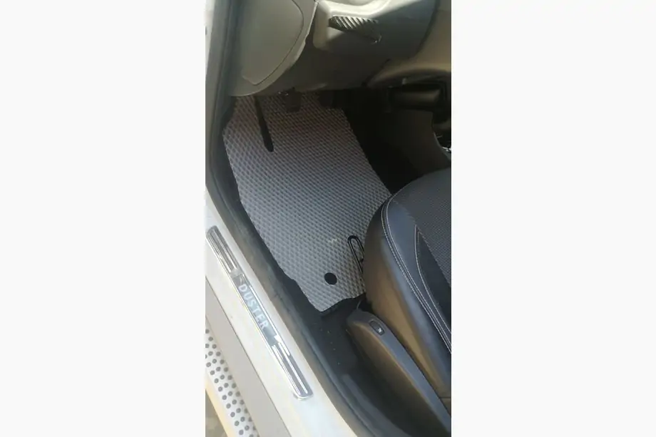 Dacia Duster 2008-2018 EVA Floor Mats (Gray) Image