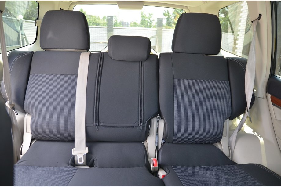 Mitsubishi Pajero Wagon III 1999-2006 Car Seat Covers (Leatherette↗Fabric, Premium) Image