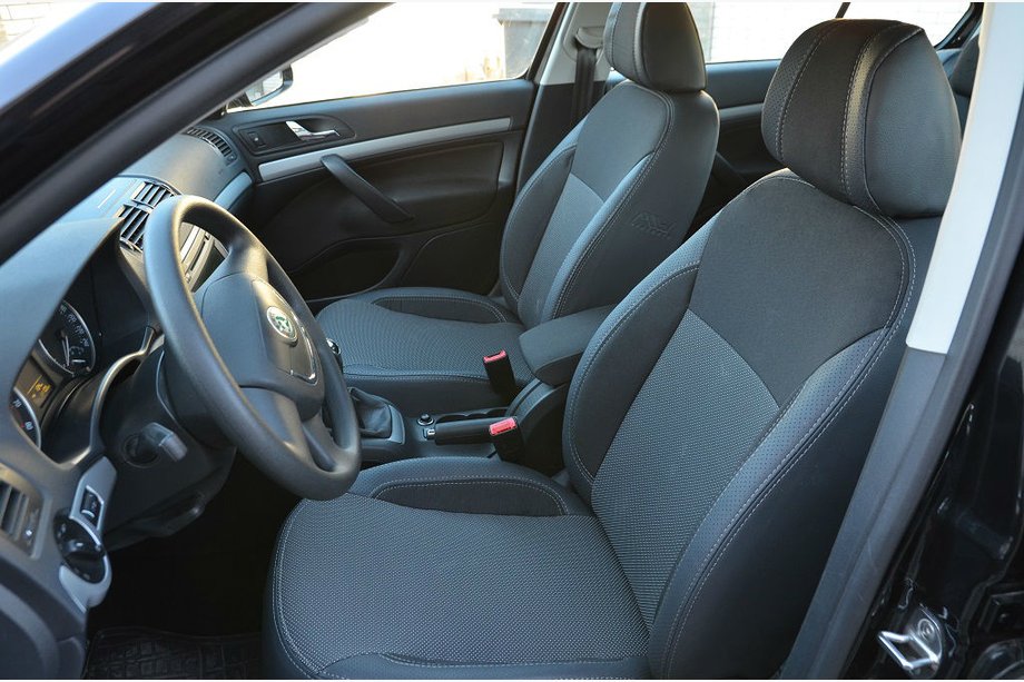 Skoda Octavia II A5 2010-2013 Car Seat Covers (Leatherette↗Fabric, Premium) Image