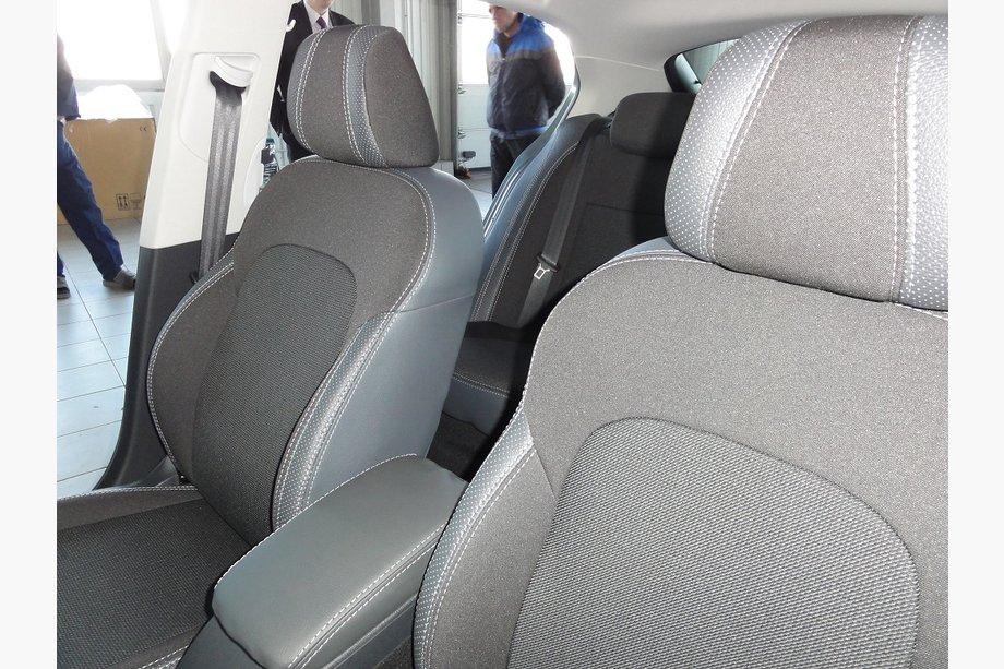 Skoda Superb 2009-2015 Car Seat Covers (2008-2013, Leatherette↗Fabric, Premium) Image