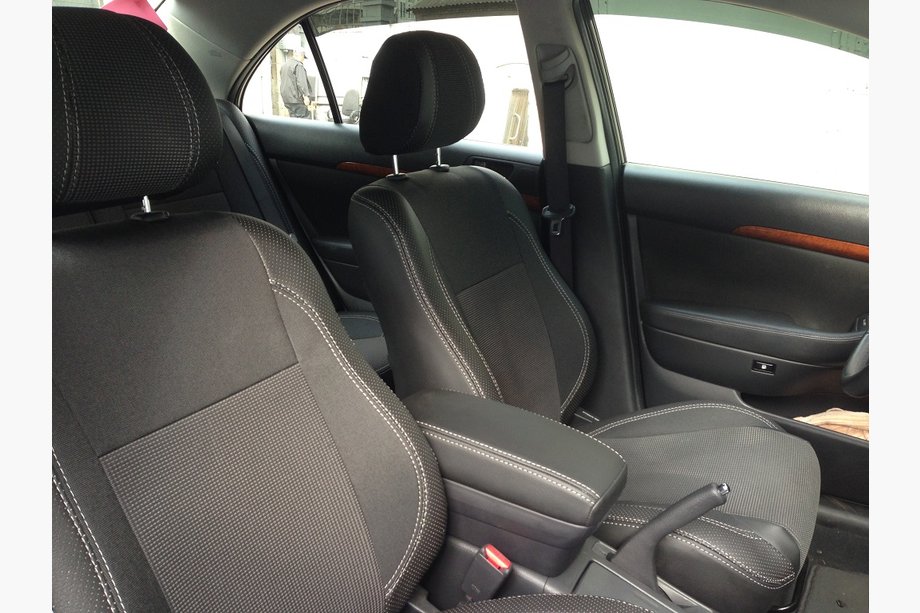 Toyota Avensis 2003-2009 Car Seat Covers SoyuzAuto Premium Image