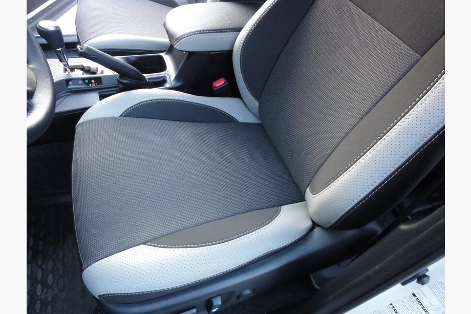 Toyota Rav 4 2013-2018 Car Seat Covers (Leatherette↗Fabric, Premium) Photo 11