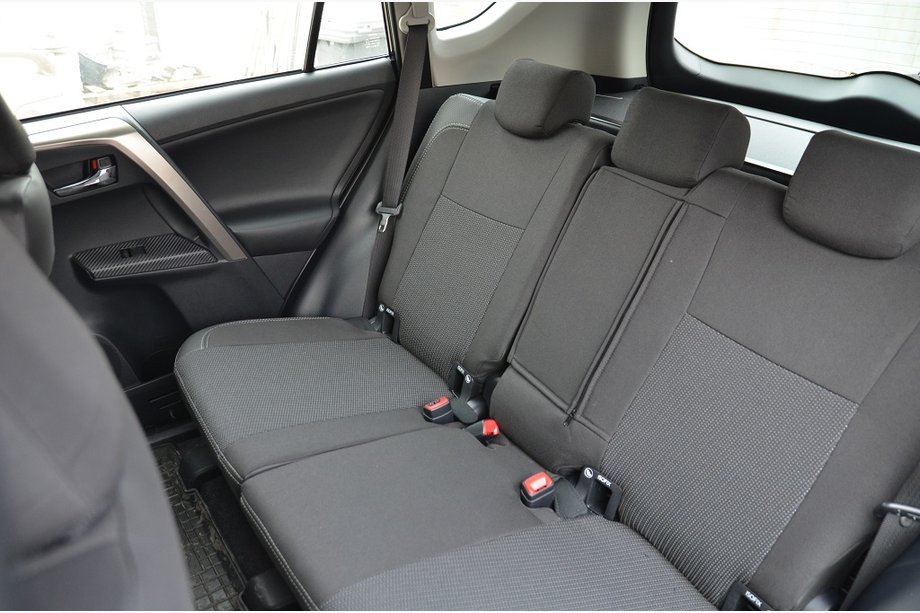 Toyota Rav 4 2013-2018 Car Seat Covers (Leatherette↗Fabric, Premium) Photo 3