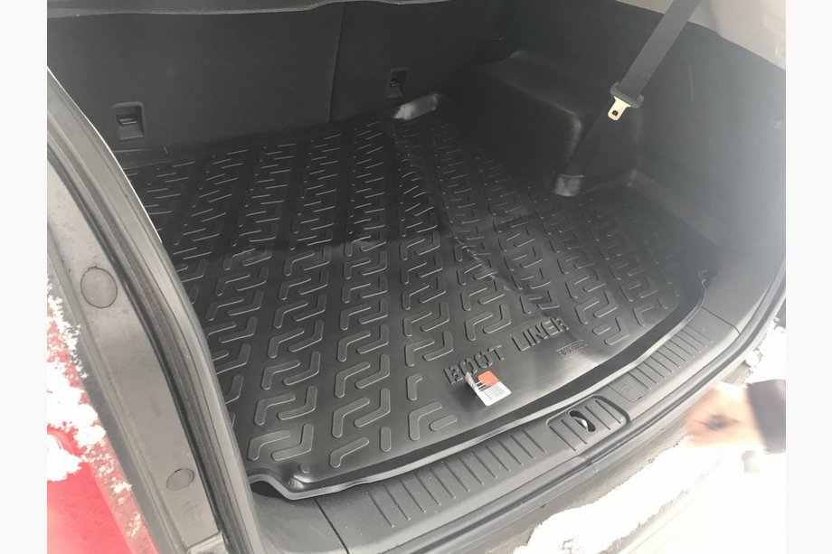 Chevrolet Captiva 2006-2019 (5 seats) Rubber Trunk Mat (Loker Premium) Image