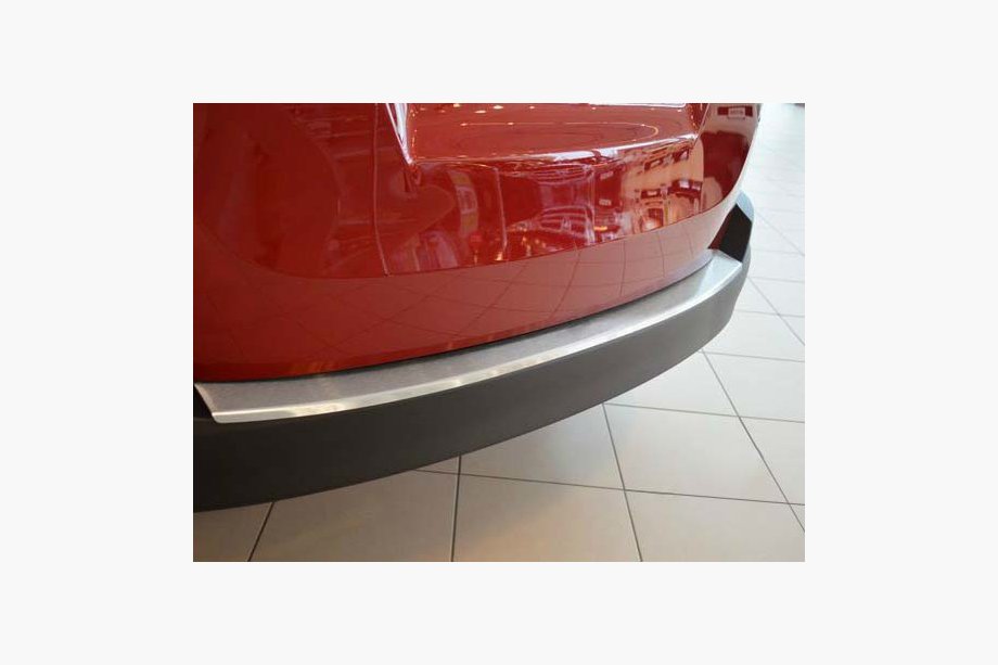 Toyota Rav 4 2013-2018 Rear bumper protector with lip Nataniko (stainless steel) 2016-2019 Photo 2
