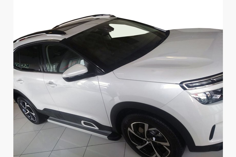 Peugeot 3008 2016-2023 Side Steps Maya V2 (2 pcs, Aluminum) Image
