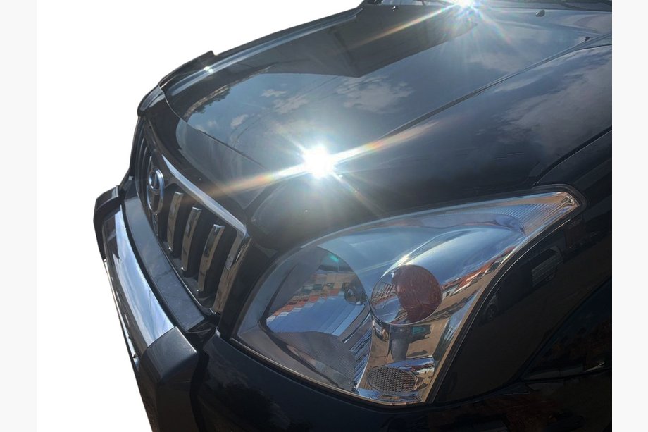 Toyota Land Cruiser Prado 120 2002-2009 Hood Deflector (HIC) Image