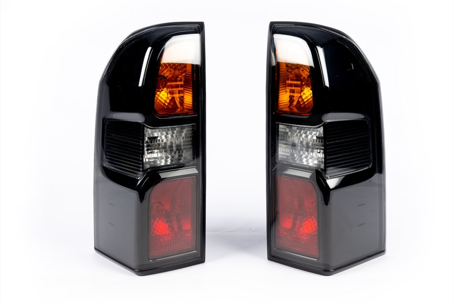 Nissan Patrol Y61 1997-2011 Tail Lights Dark Safari (2004-2008, 2 pcs) Photo 1