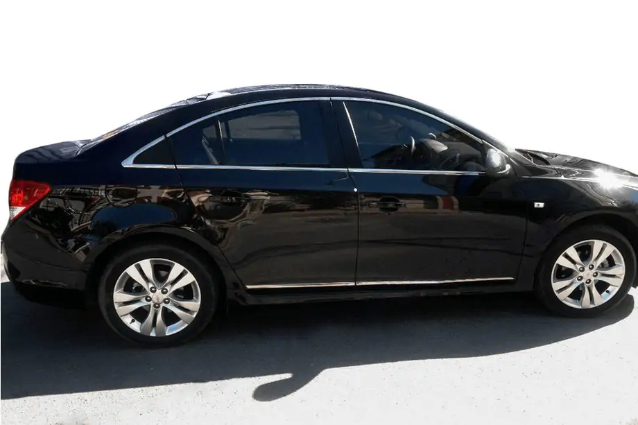 Chevrolet Cruze 2009–2015 Chrome Door Moulding Covers (Stainless Steel) Image