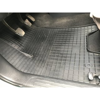 Rubber Floor Mats (4 pcs, Polytep)