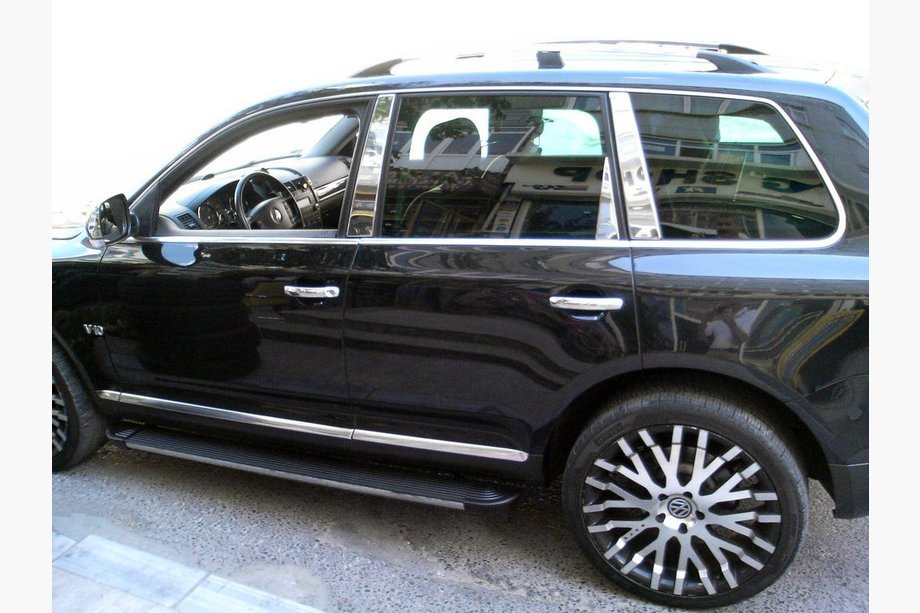 Volkswagen Touareg 2010-2018 Stainless Steel Pillar Covers (8 pcs) Carmos - Turkish Stainless Steel Image