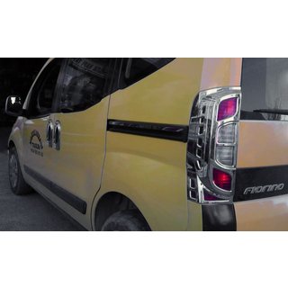 Chrome Tail Light Covers with Curve (2 pcs, plastic) photo 1