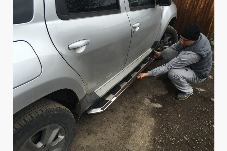 Renault Duster 2008–2017 Side Steps Vison (2 pcs, Aluminum & Stainless Steel) Image