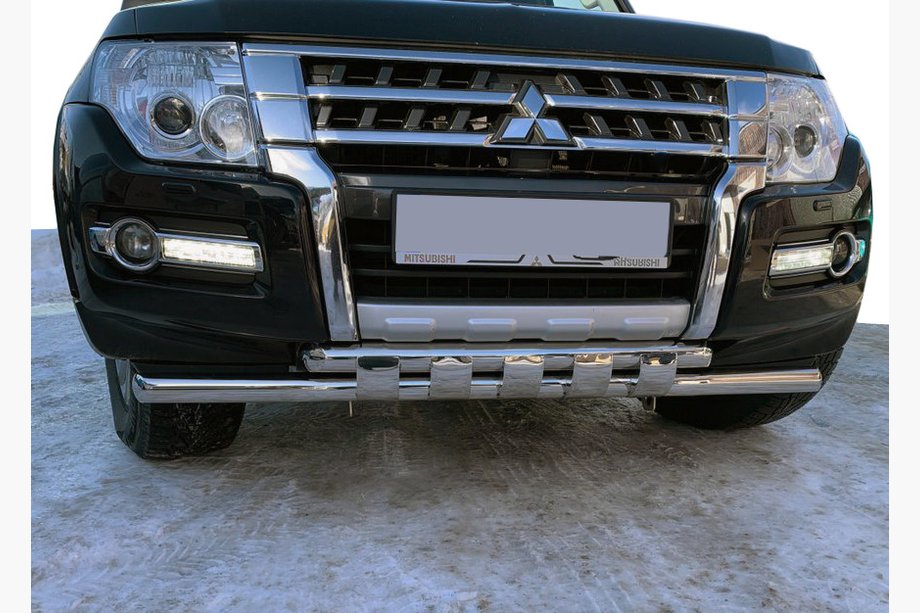Mitsubishi Pajero Wagon IV 2006-2021 Front Bar ST015 (Stainless Steel) Image
