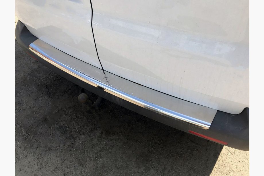 Volkswagen T5 Caravelle 2004-2010 Rear bumper protector with lip (Carmos V1, stainless steel) Image