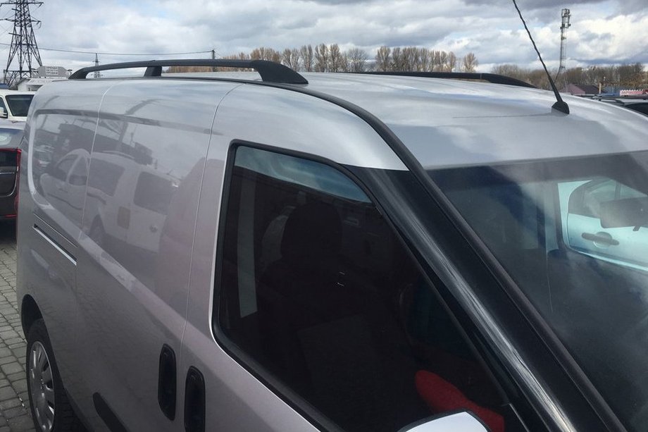 Fiat Doblo II 2010-2022 Black Roof Rails Maxi, Metal Feet Image